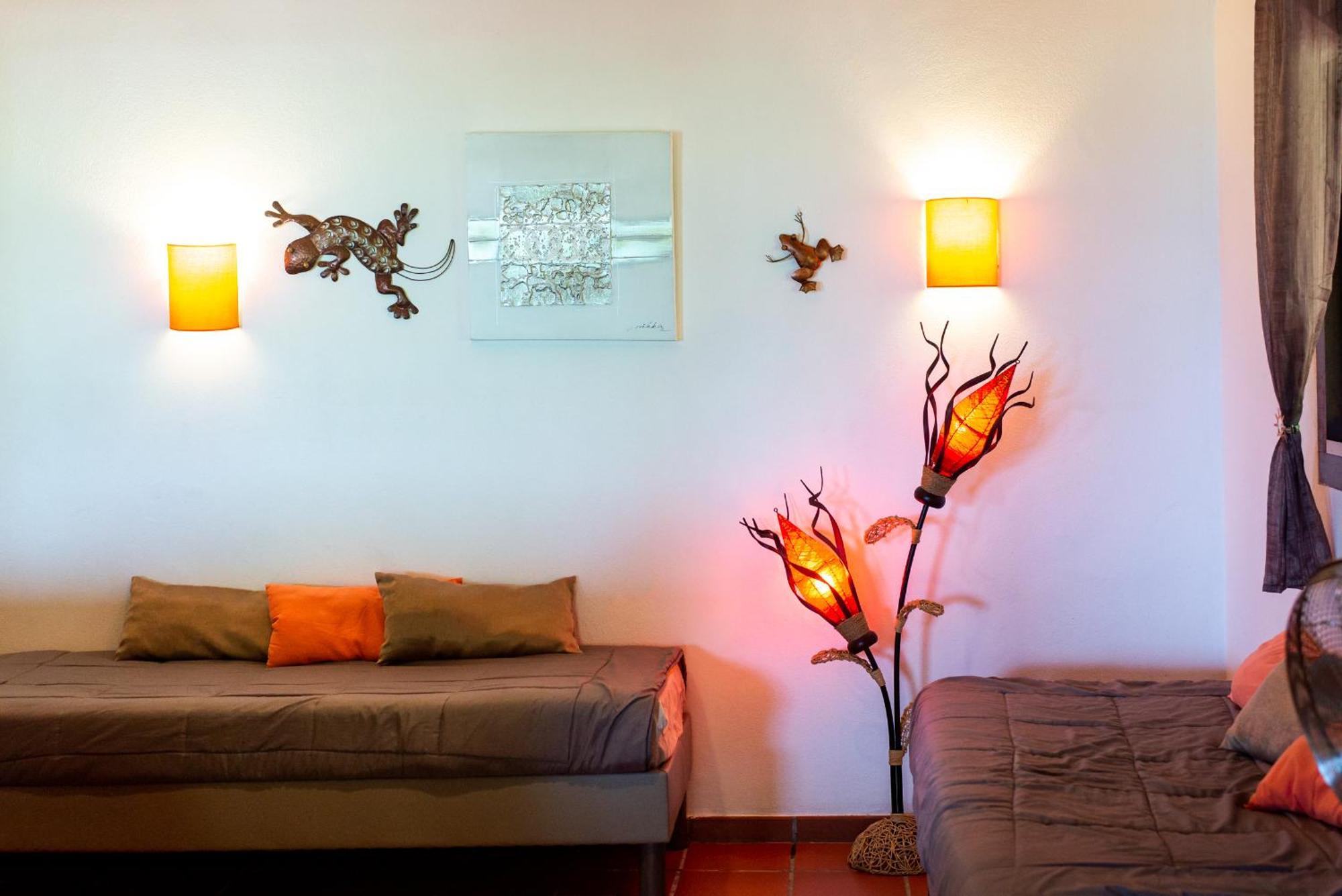 Au Jardin Des Colibris Ecolodge&Spa Deshaies Exterior photo